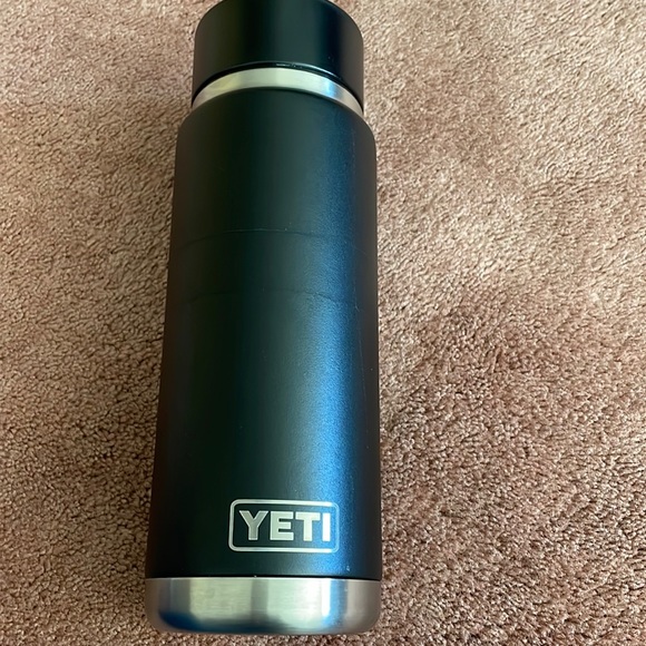 Yeti Other Yeti 26 Oz Tumbler Hot Cold Thermos Green Built For The